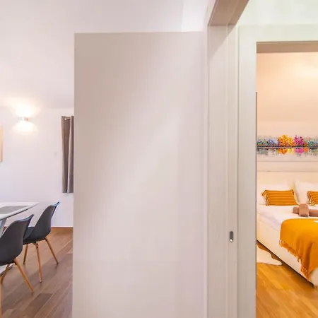 Vabriga Apartment
